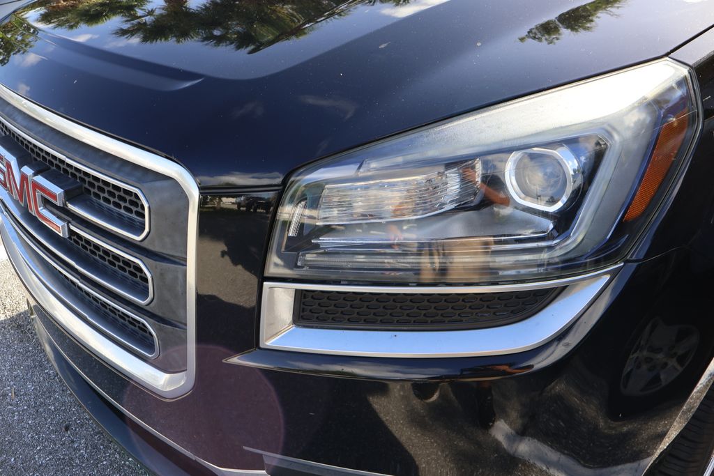 Thumbnail: 2017 GMC Acadia - 3