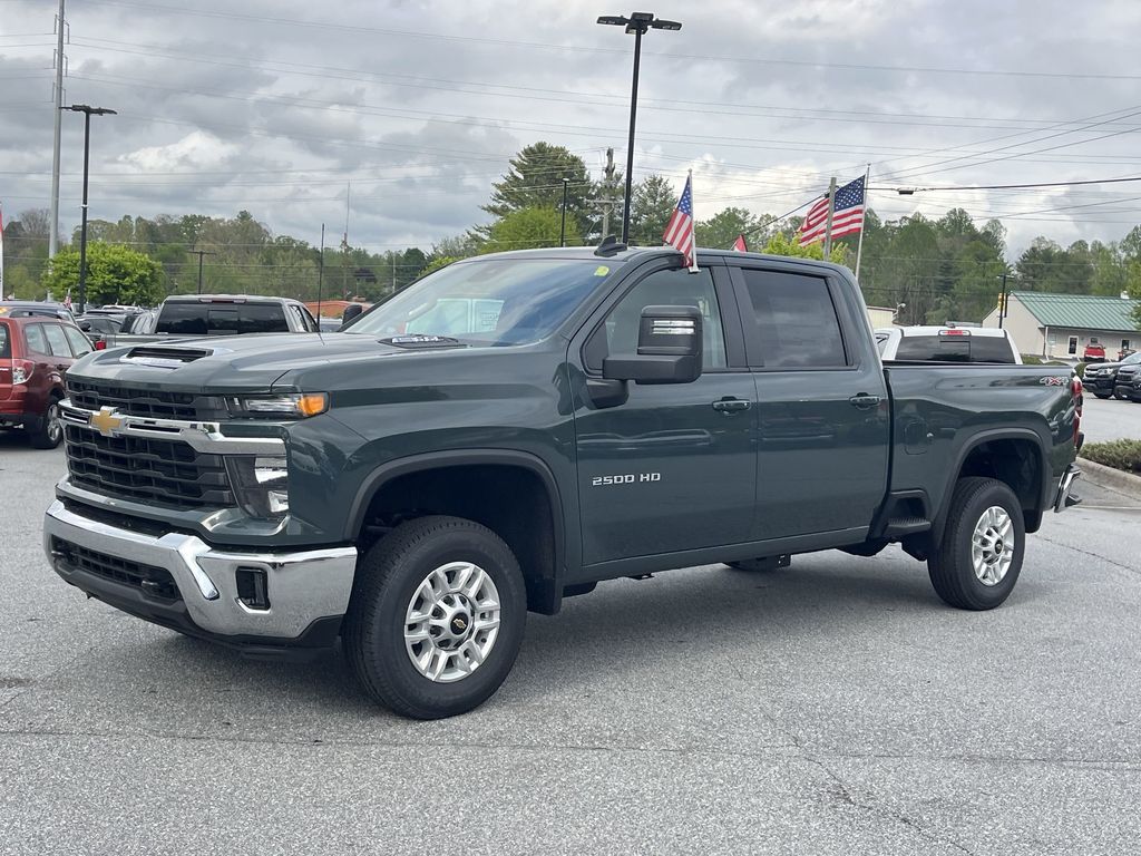 2025 Chevrolet Silverado 2500HD LT photo