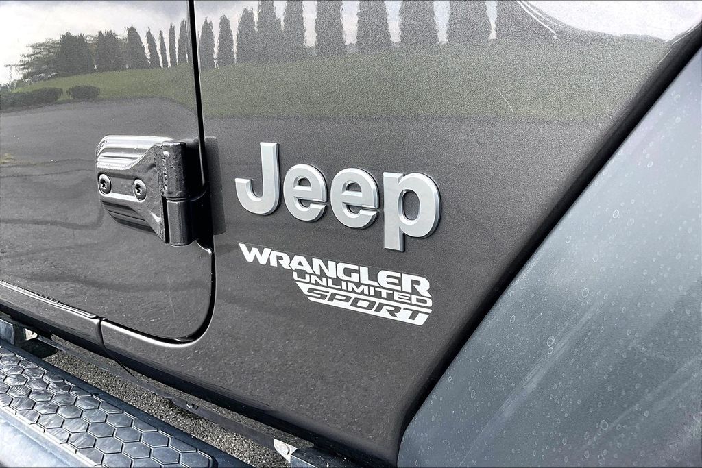 Used 2018 Jeep Wrangler SUV