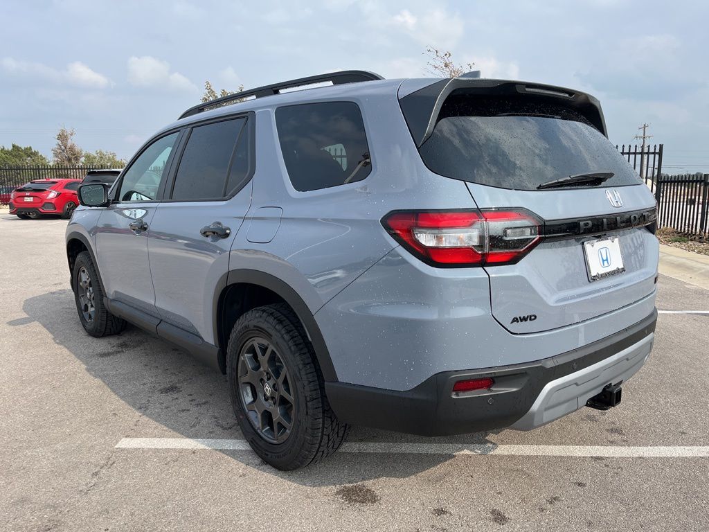 Thumbnail: 2025 Honda Pilot - 4