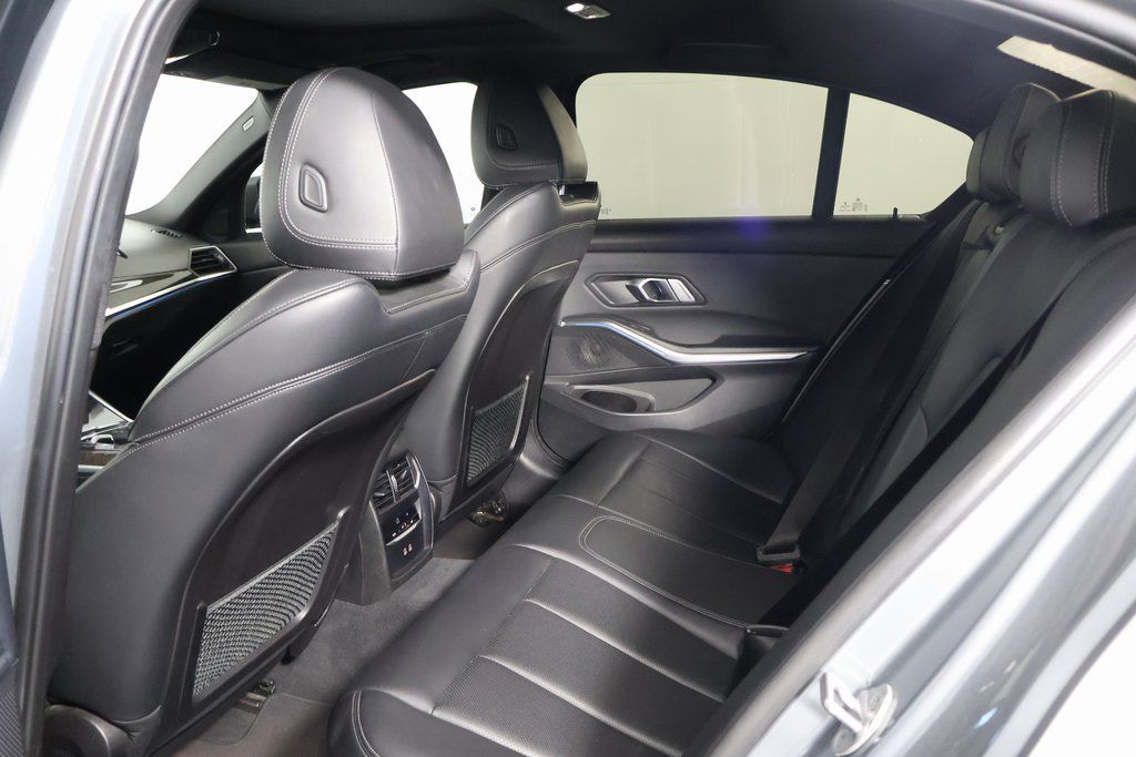 Thumbnail: 2023 BMW 3 Series - 11