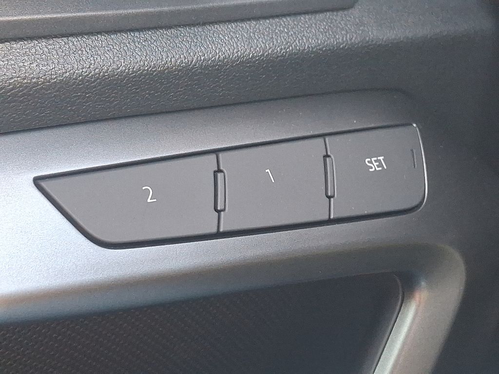 Thumbnail: 2026 Audi RS 3 - 27