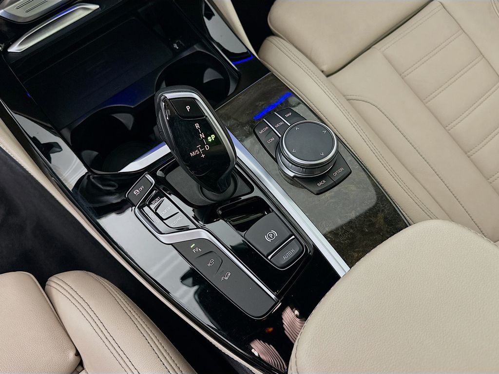 Thumbnail: 2020 BMW X4 - 16