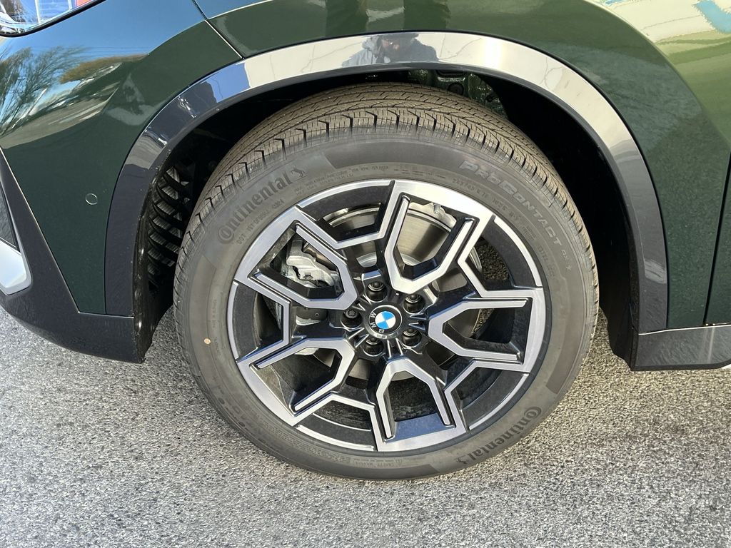 2025 BMW X1 xDrive28i 10