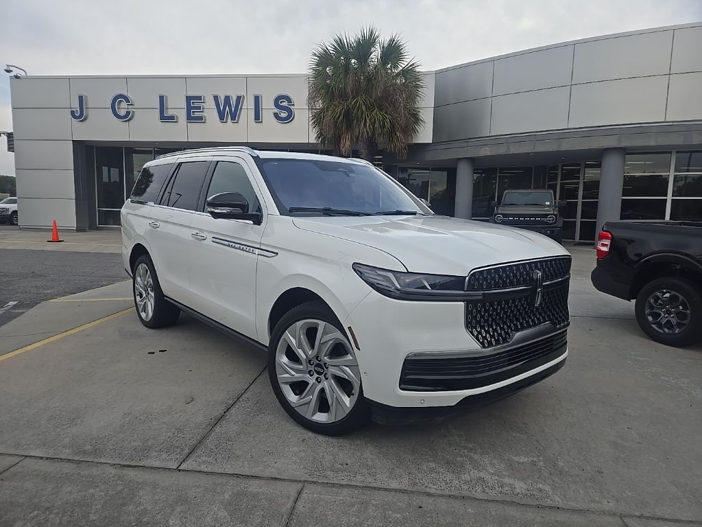 2025 Lincoln Navigator Reserve