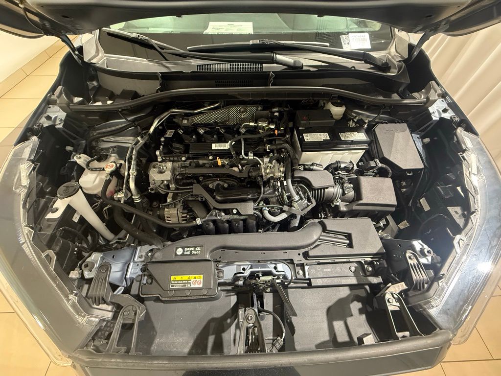 2022 Toyota Corolla Cross LE 11