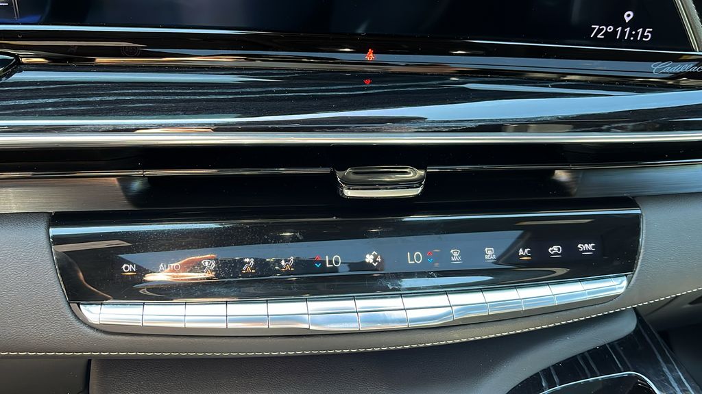 2022 Cadillac Escalade ESV Sport 19