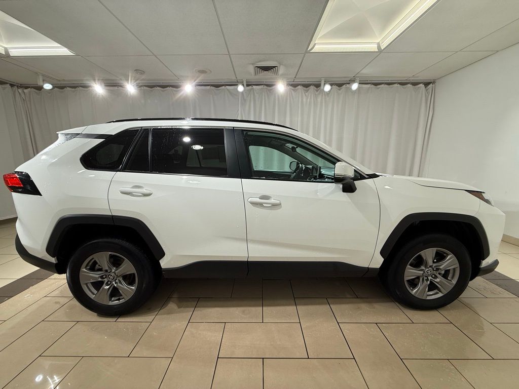 Thumbnail: 2025 Toyota RAV4 - 6