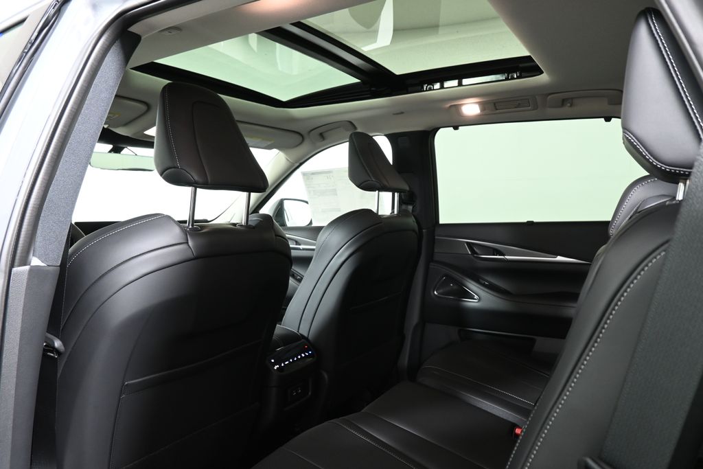 Thumbnail: 2026 INFINITI QX60 - 27