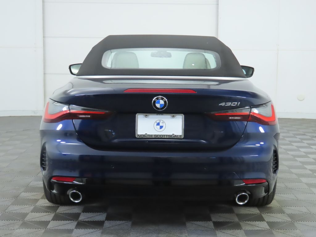 Thumbnail: 2026 BMW 4 Series - 14