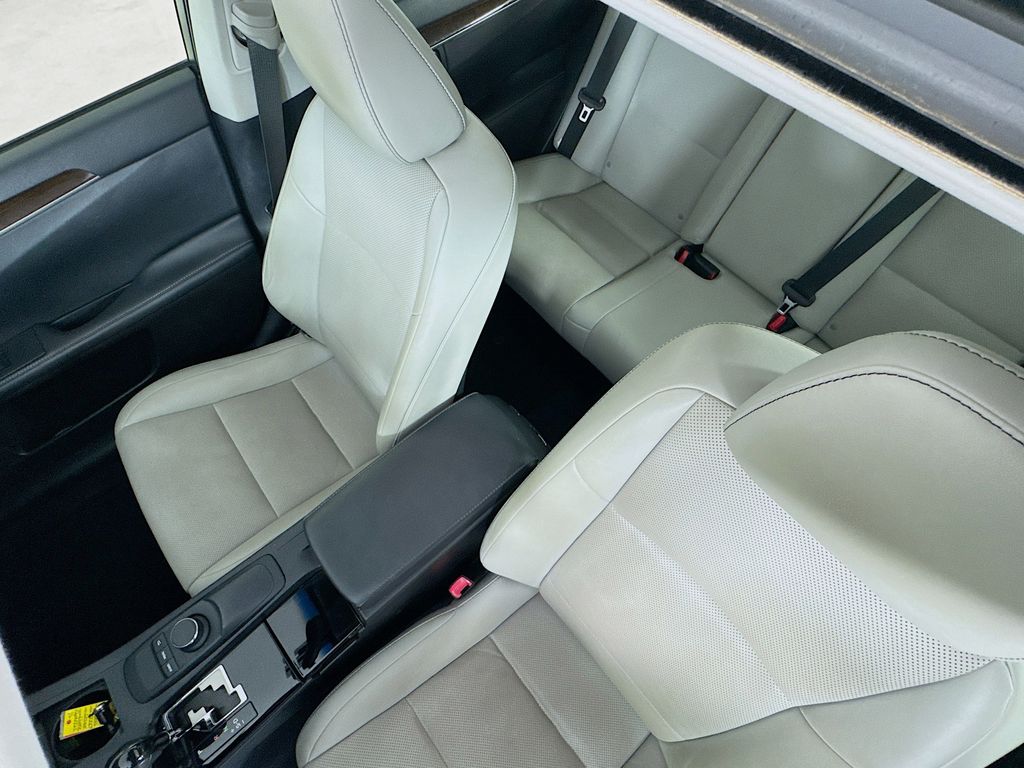 Used Car 2015 Lexus Es  350 For Sale Under $20,000 In Austin, Texas