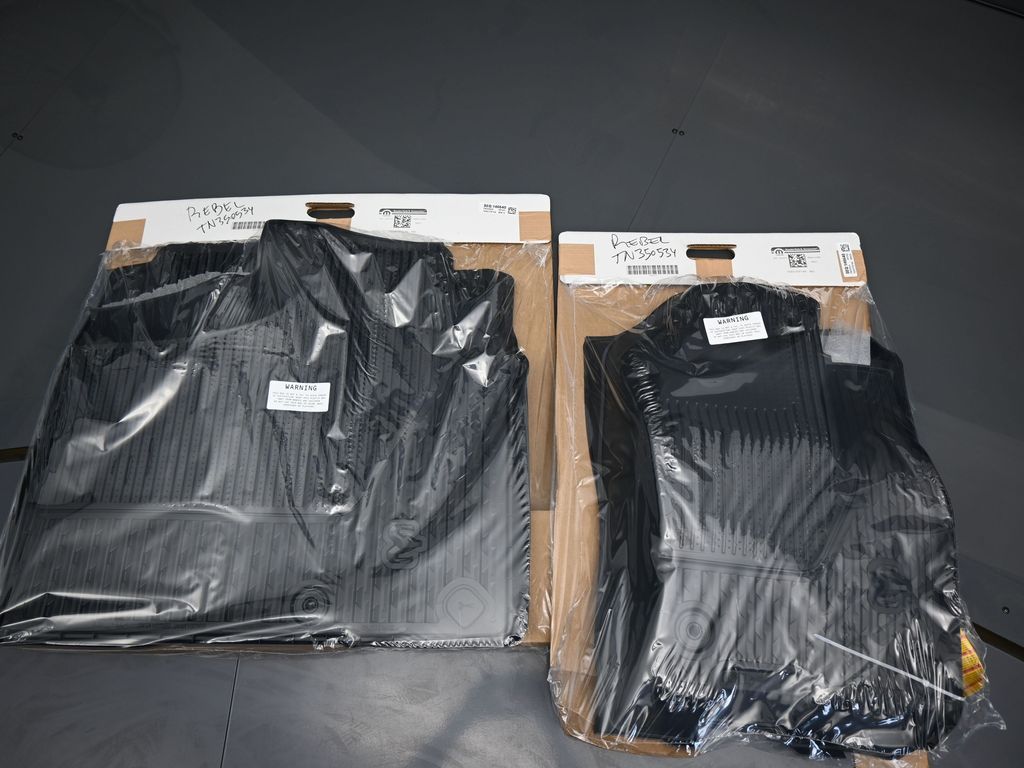 New 2026 Serrano Green Metallic Ram Rebel image 31