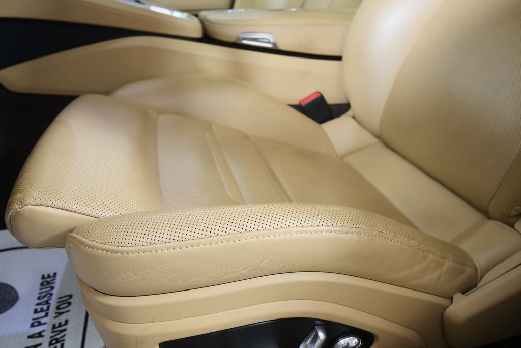 Thumbnail: 2019 Porsche Panamera - 11