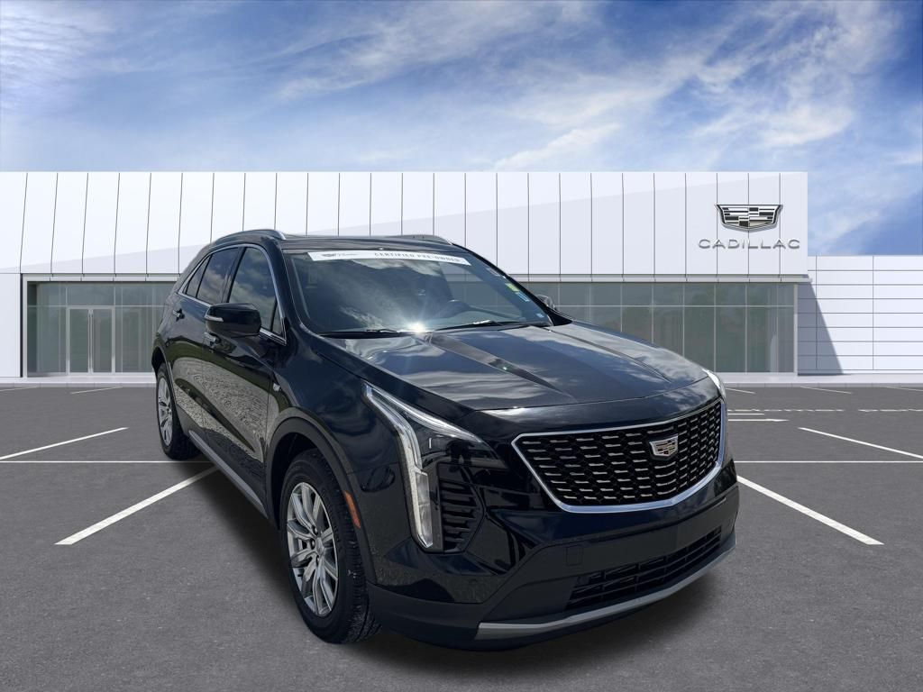 Stellar Black Metallic 2023 Cadillac XT4 Premium Luxury FWD SUV / Crossover Front-Wheel Drive 9-Speed Automatic