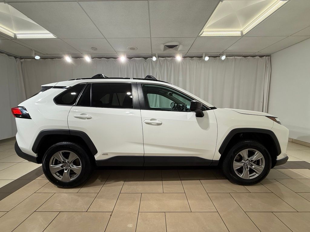 Thumbnail: 2024 Toyota RAV4 - 6