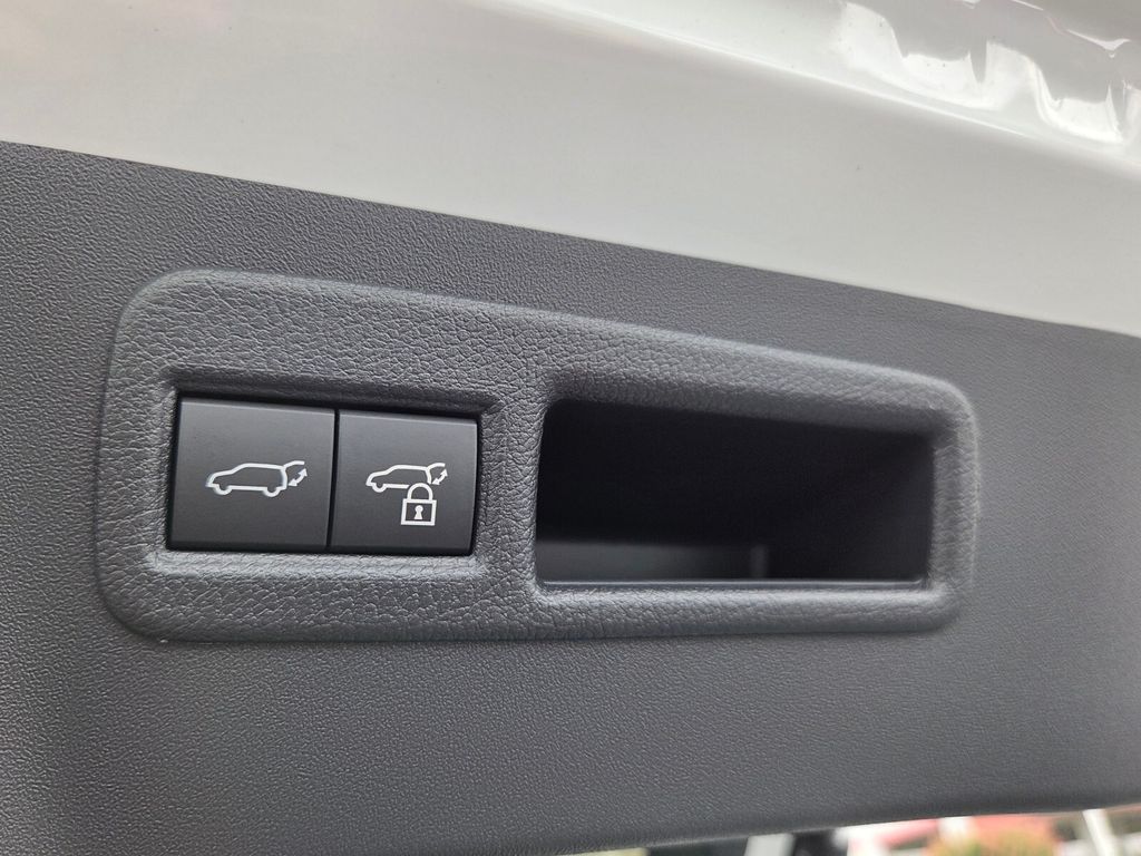 New 2026 Toyota C-HR SUV