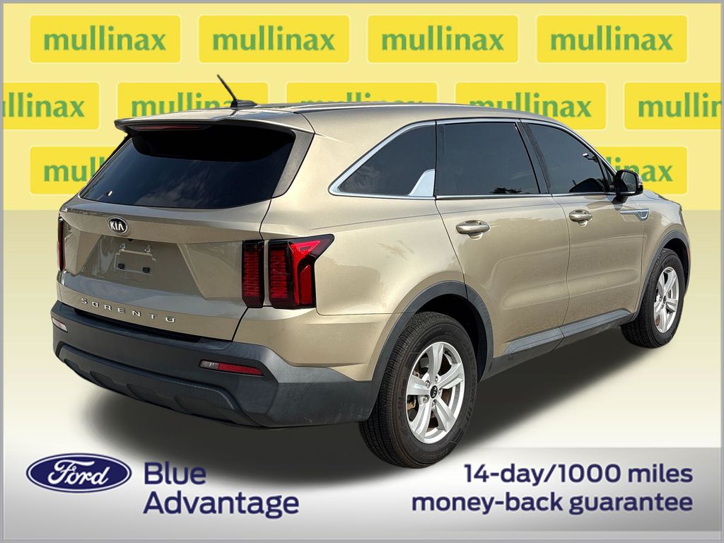 Certified Used 2021 Beige Kia LX image 4