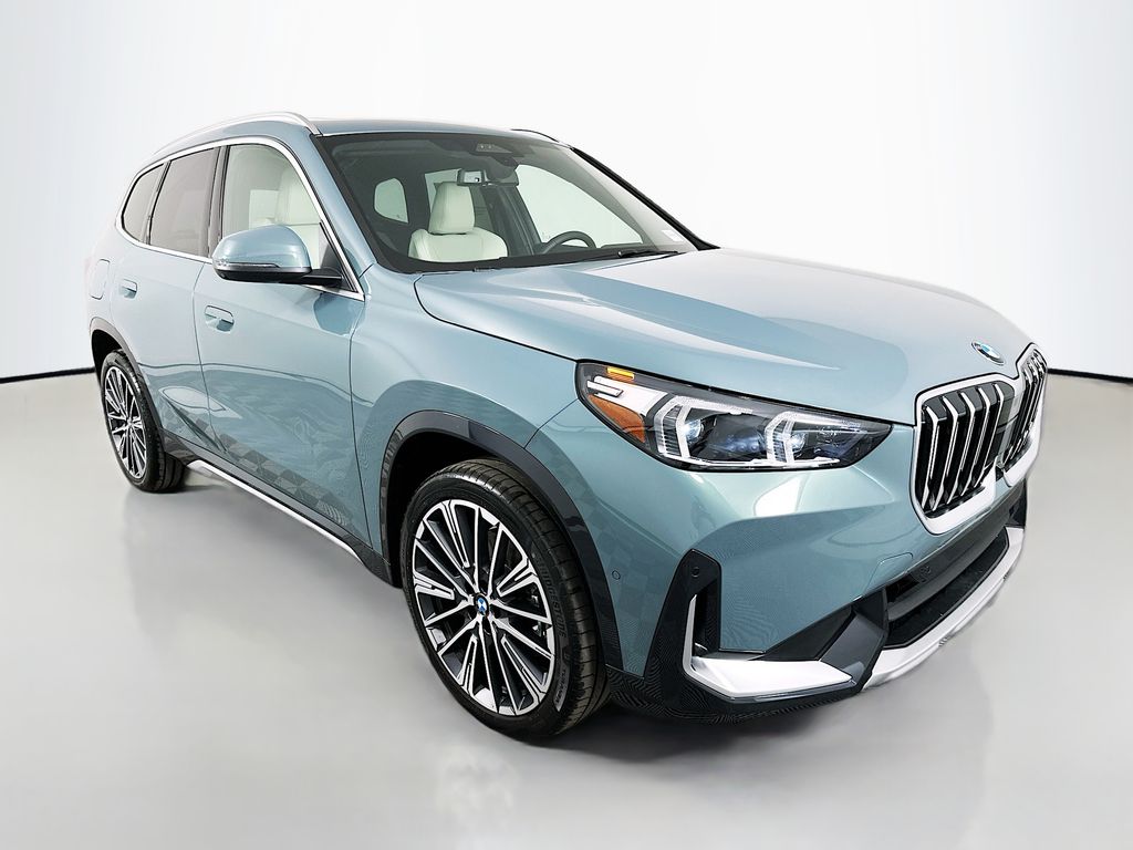 Thumbnail: 2026 BMW X1 - 3