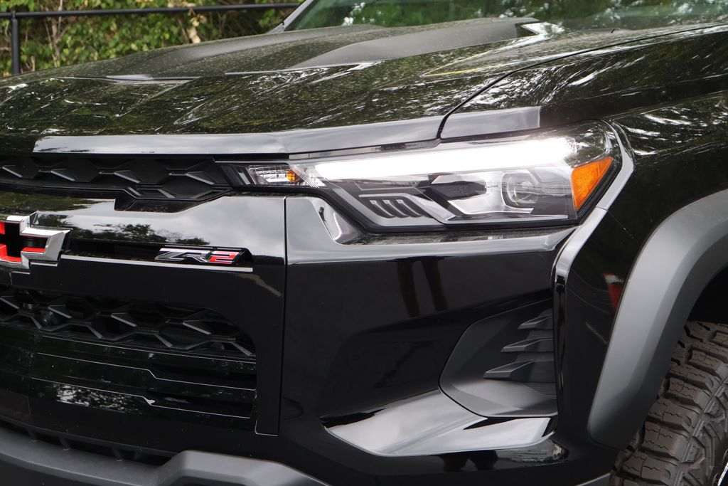 Thumbnail: 2026 Chevrolet Colorado - 3