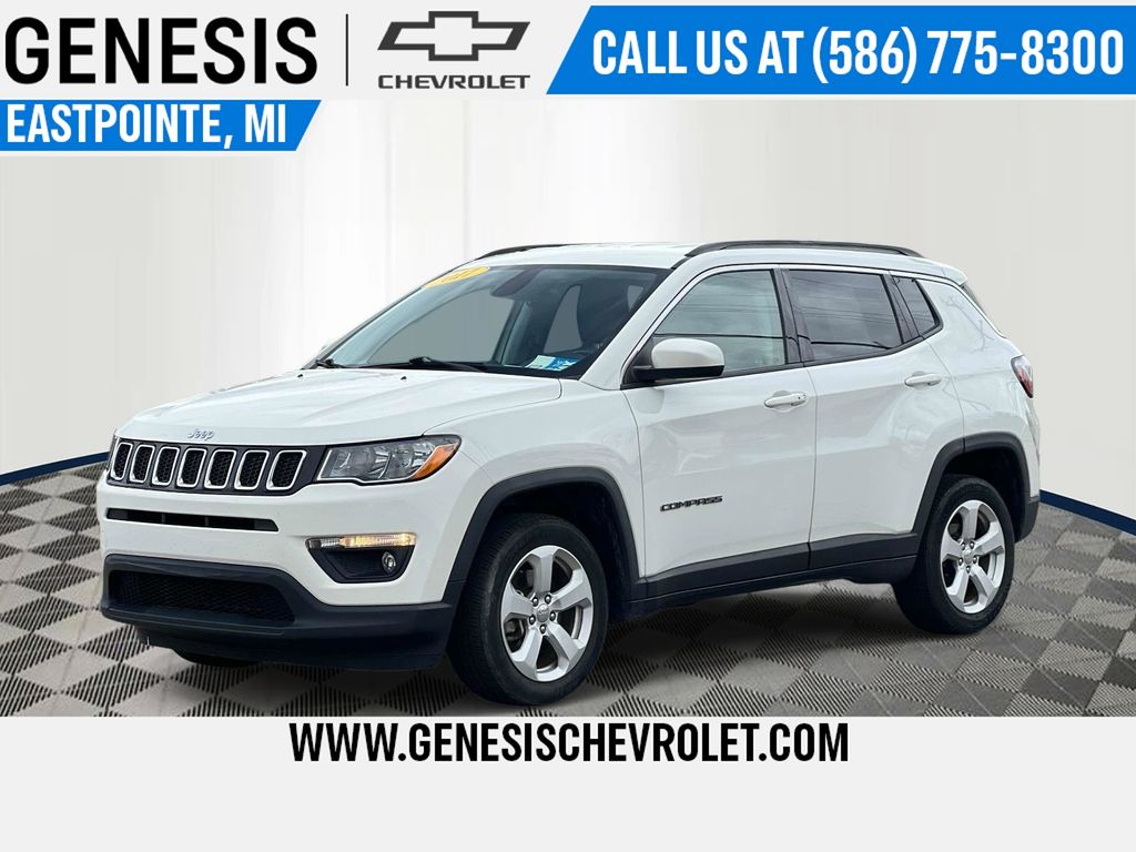White Clearcoat 2017 Jeep Compass Latitude 4WD SUV / Crossover Four-Wheel Drive 9-Speed Automatic