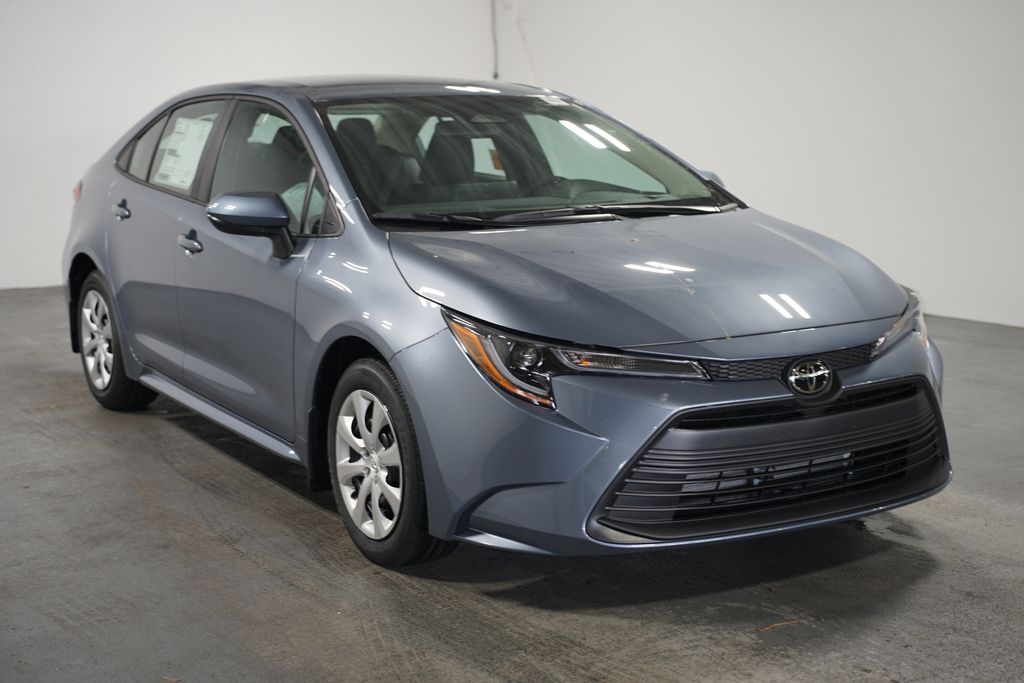Thumbnail: 2025 Toyota Corolla - 3
