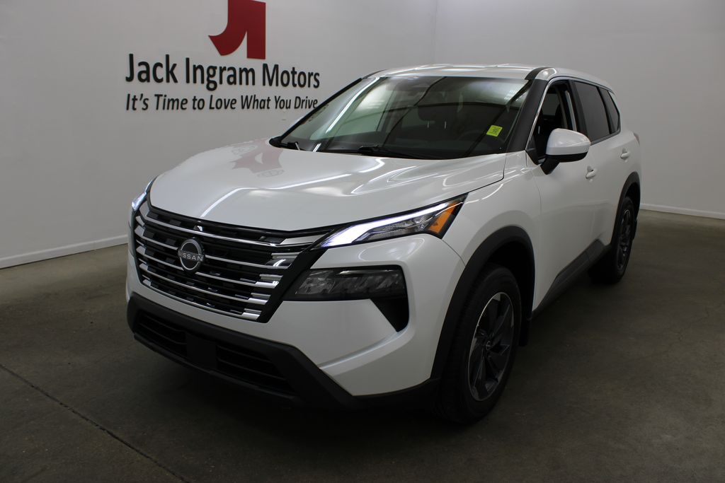 used 2026 Nissan Rogue car, priced at $28,991
