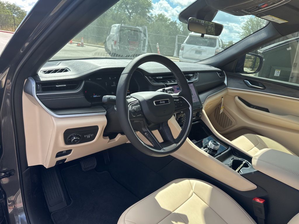 New Car 2025 Jeep Grand Cherokee L  Limited For Sale Under $50,000 In Austin, Texas