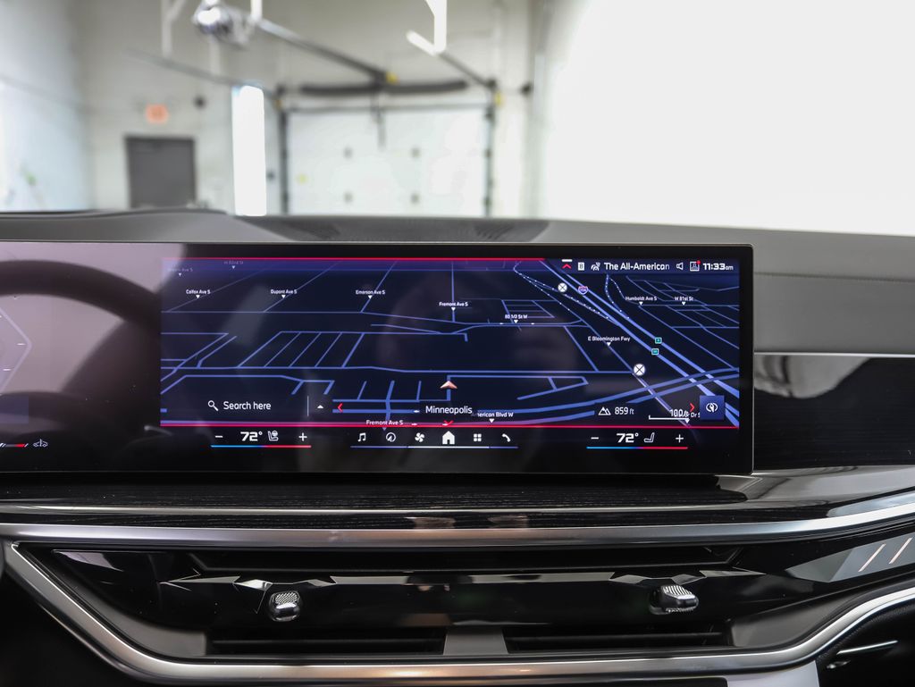 Thumbnail: 2026 BMW X7 - 18