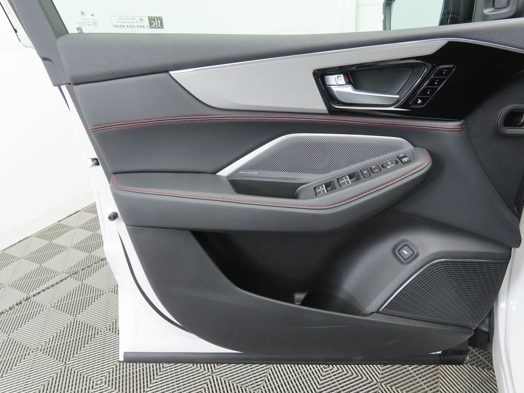 2025 Acura MDX Base 24
