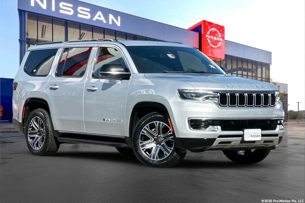 Silver Zynith 2024 Jeep Wagoneer SUV / Crossover Four-Wheel Drive 8-Speed Automatic