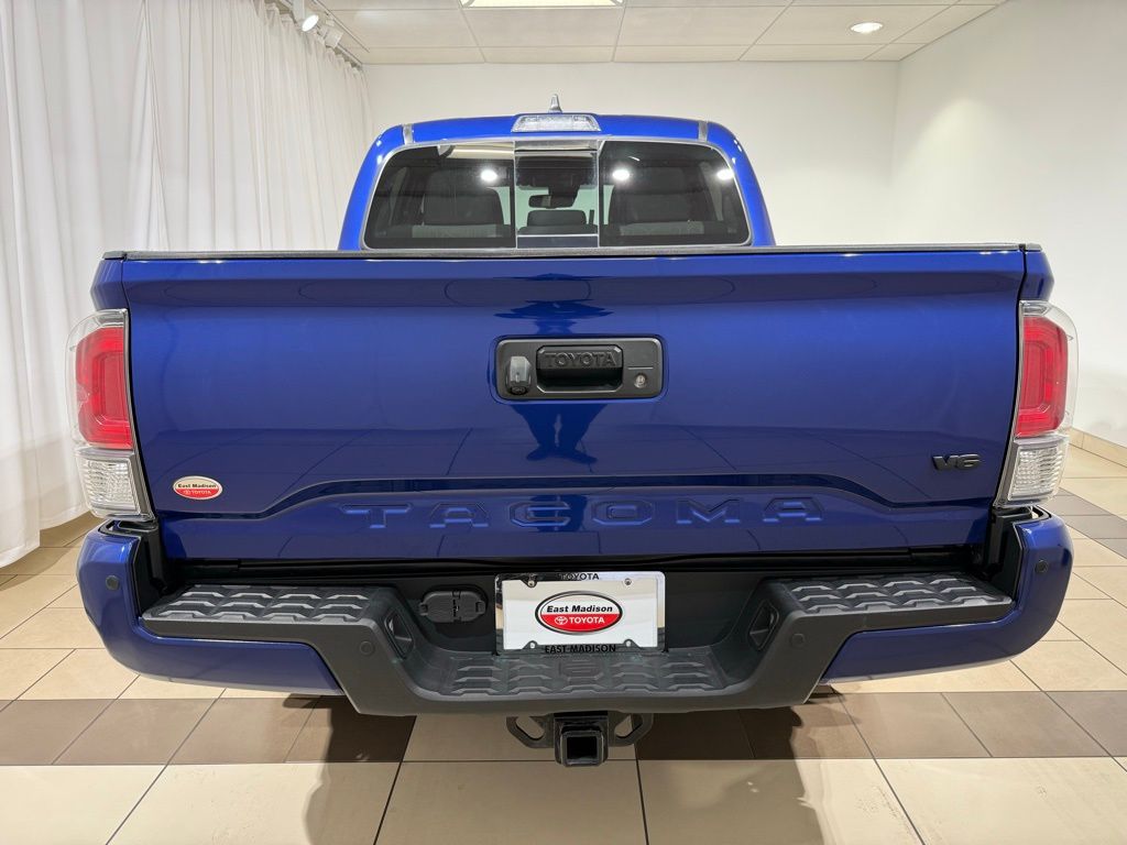 Thumbnail: 2022 Toyota Tacoma - 4