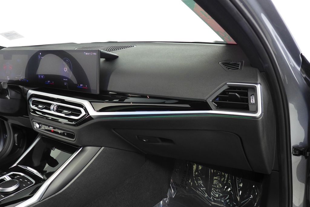 Thumbnail: 2023 BMW 3 Series - 14