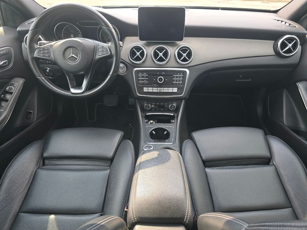Used 2020  Mercedes-Benz GLA 250 image 19