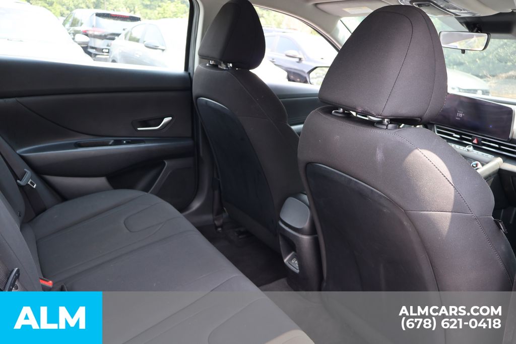 Used 2024 Gray Hyundai SEL image 21