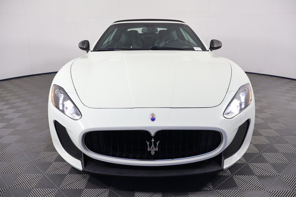 Thumbnail: 2013 Maserati GranTurismo - 2
