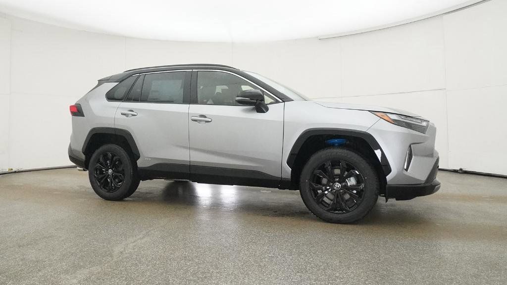 Thumbnail: 2025 Toyota RAV4 - 30