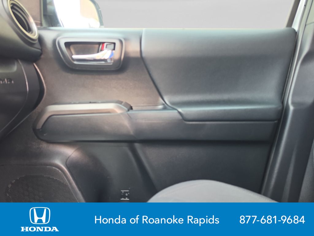 Used 2016 Toyota Tacoma Truck