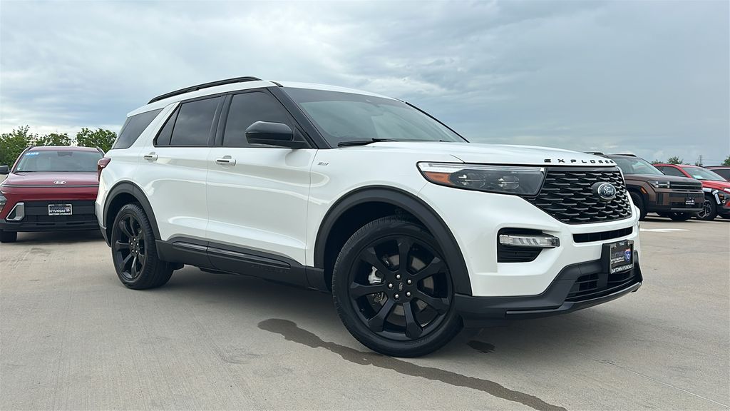 2024 Ford Explorer ST-Line White at DeMontrond Auto Country