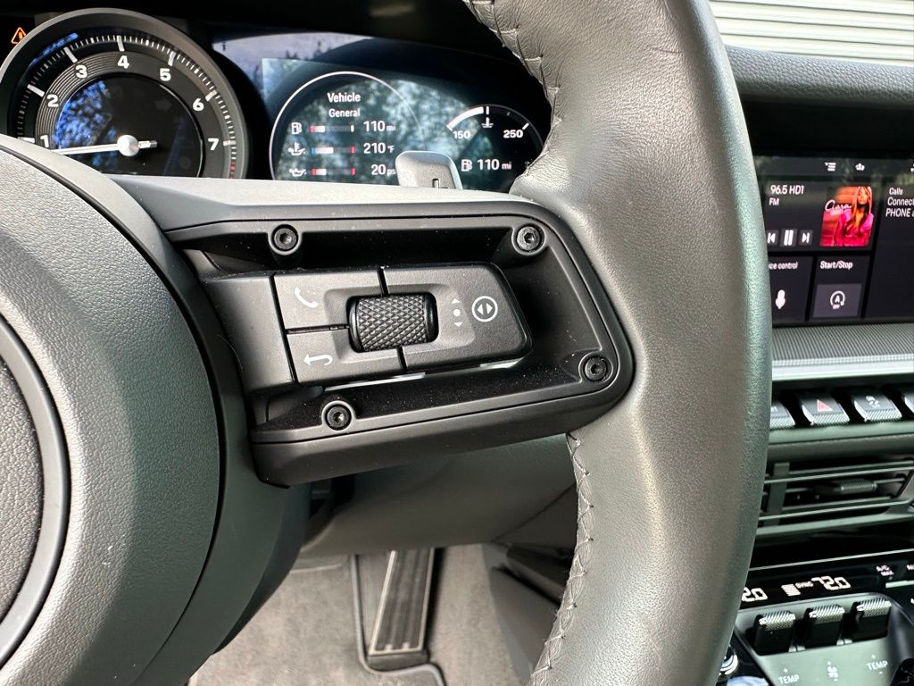 Thumbnail: 2020 Porsche 911 - 17