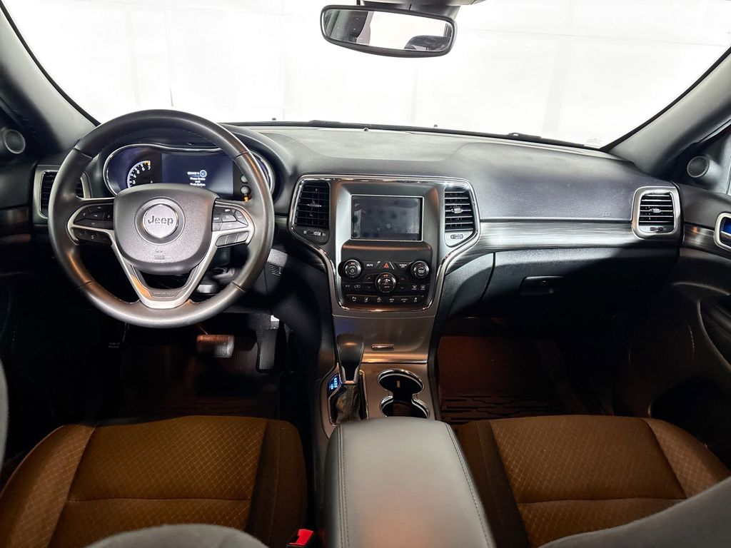 2021 Jeep Grand Cherokee Laredo E