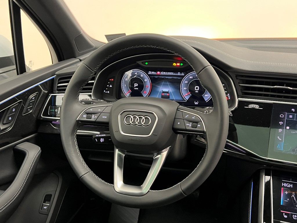 Thumbnail: 2026 Audi Q7 - 22