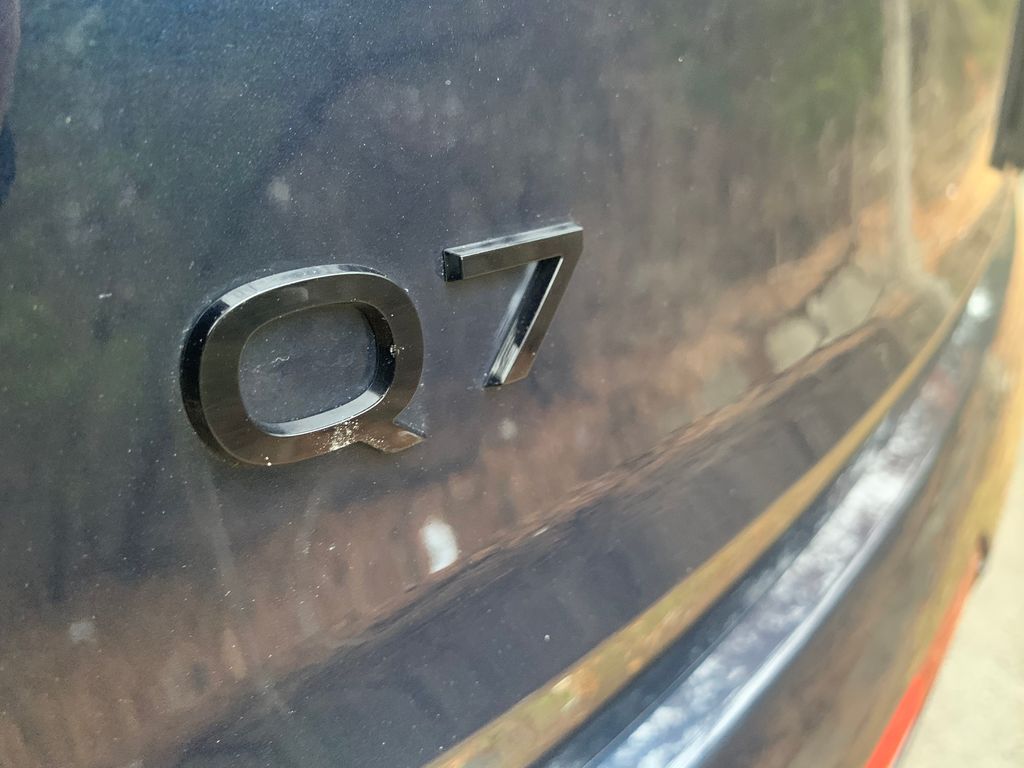 Thumbnail: 2025 Audi Q7 - 7