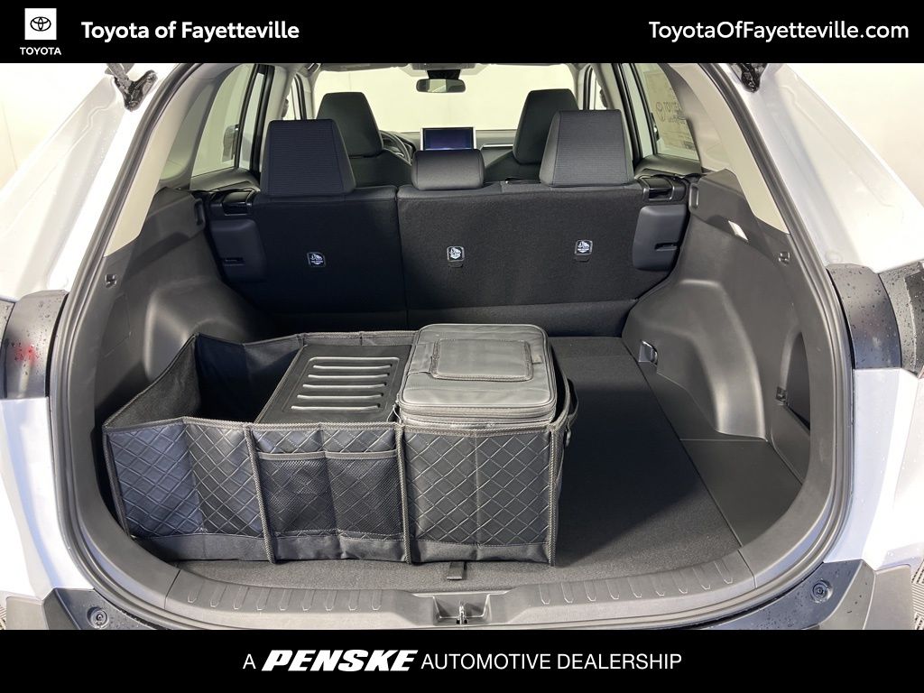 Thumbnail: 2025 Toyota RAV4 - 18