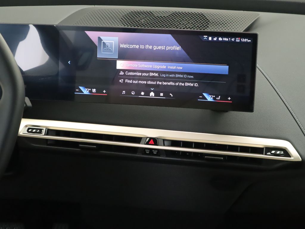 2025 BMW iX xDrive50 14