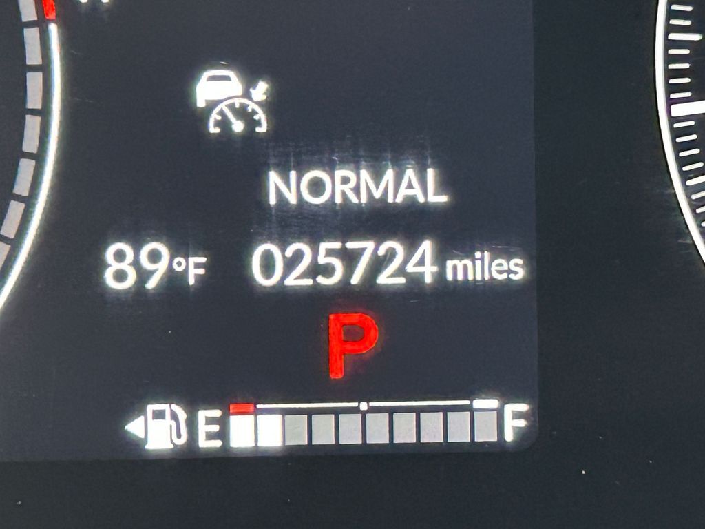 Used 2024 Gray Pearl Honda Black Edition image 31