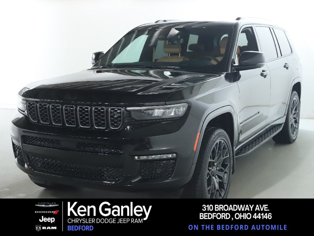 Diamond Black Crystal Pearlcoat 2025 Jeep Grand Cherokee L Summit 4WD SUV / Crossover Four-Wheel Drive 8-Speed Automatic