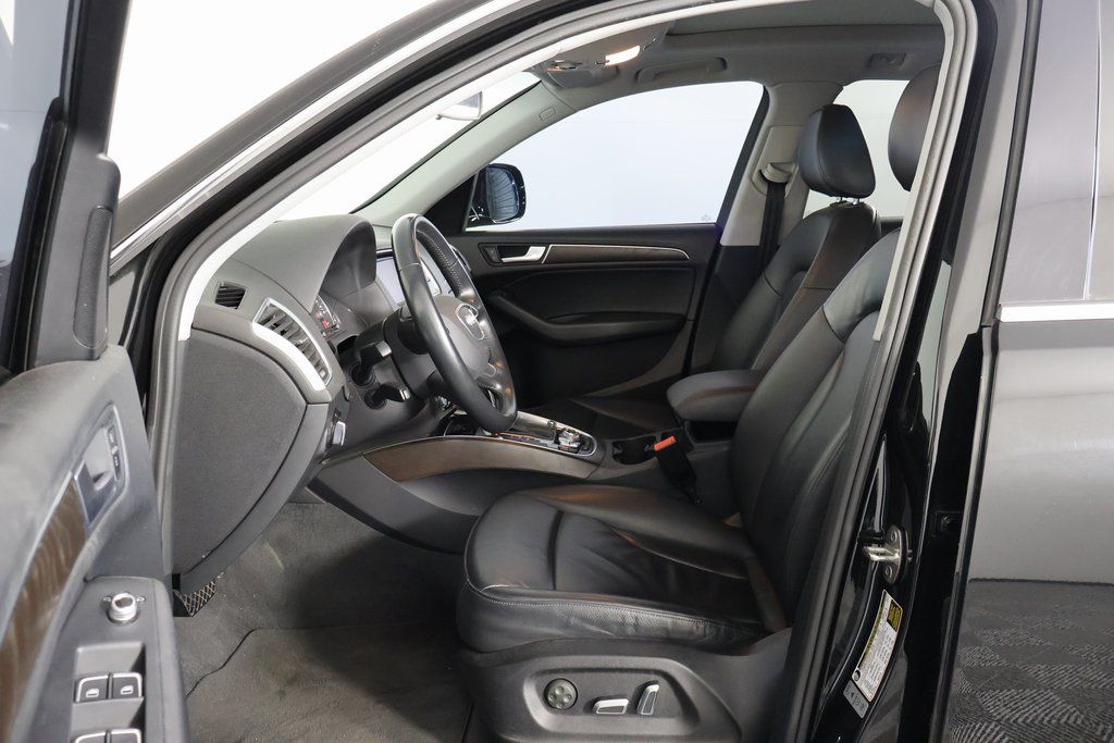 Thumbnail: 2016 Audi Q5 - 10