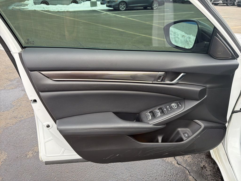 Thumbnail: 2022 Honda Accord - 19