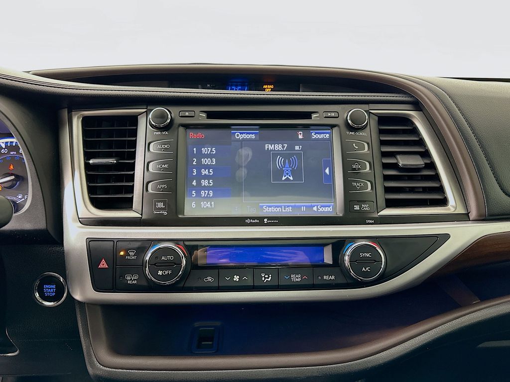 2015 Toyota Highlander Limited 14