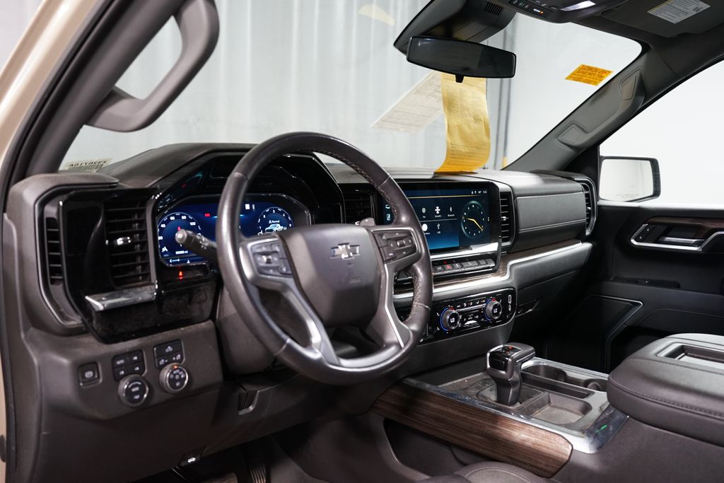 Thumbnail: 2022 Chevrolet Silverado 1500 - 7